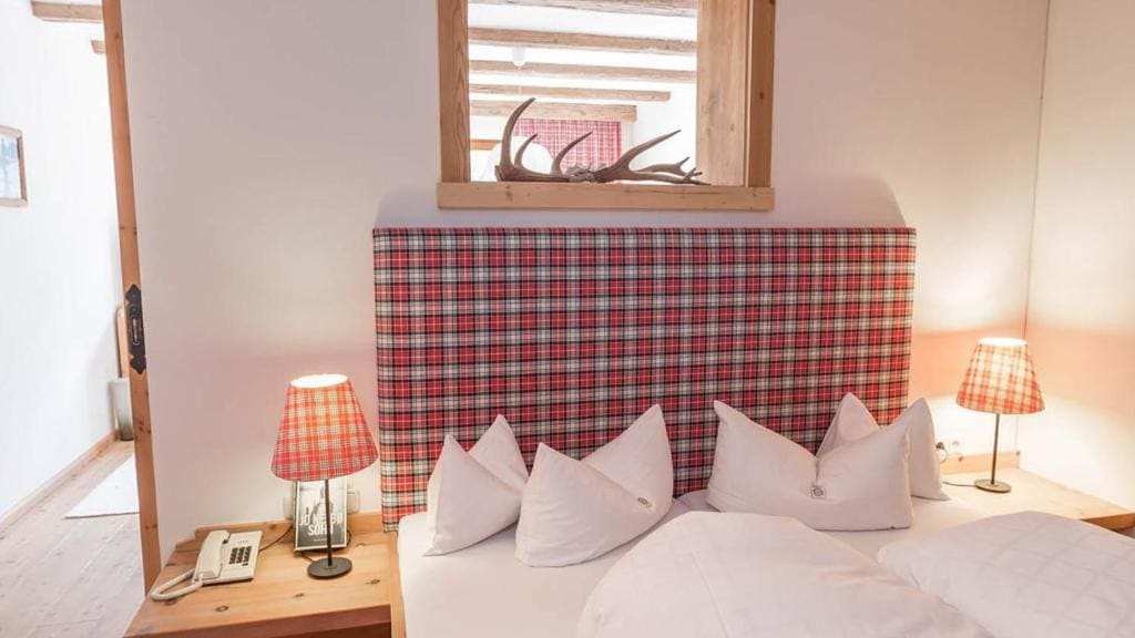 Suite room - Image 1
