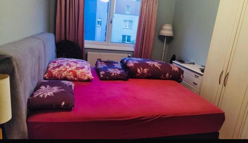 Room room - Image 3
