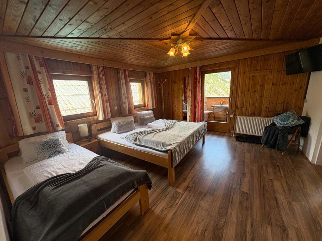 Family Studio room - Image 3