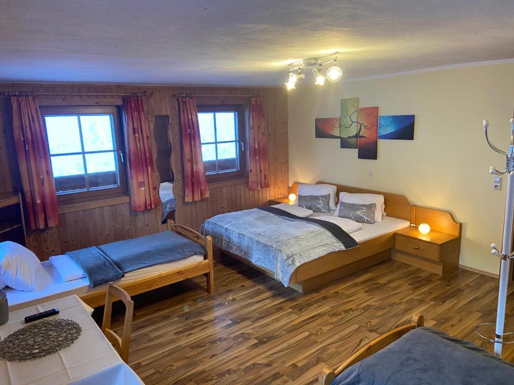 Quadruple Room room - Image 2