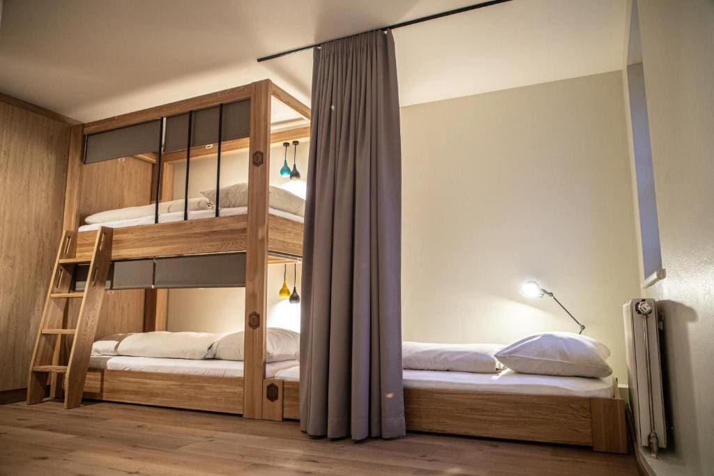 Single Bed in 10-Bed Dormitory Room room - Image 3