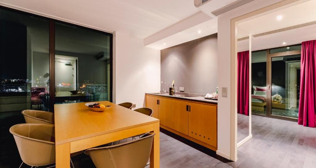Apartment room - Image 3