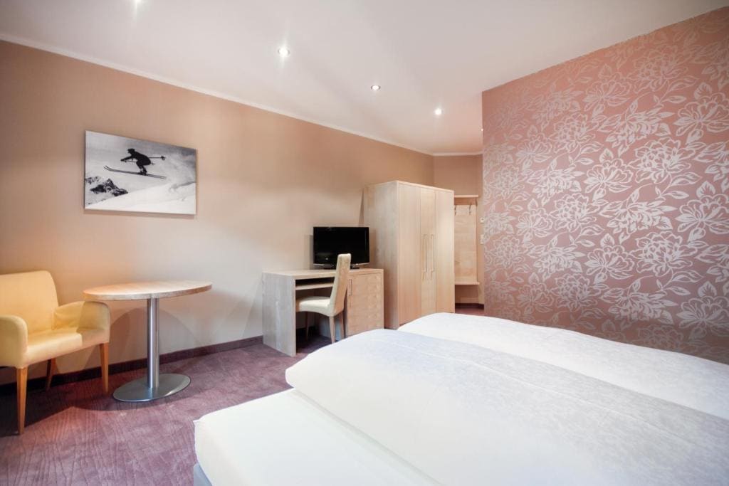 Superior Double Room room - Image 1
