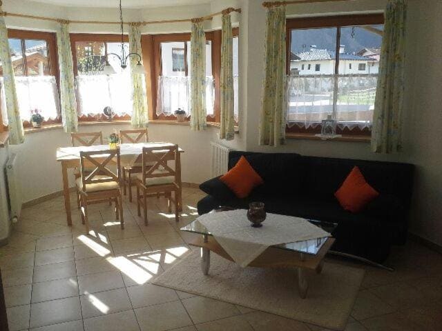 Apartment - Ground Floor room - Image 2