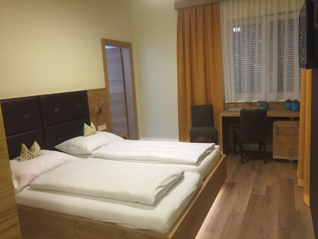 Comfort Double Room room - Image 2