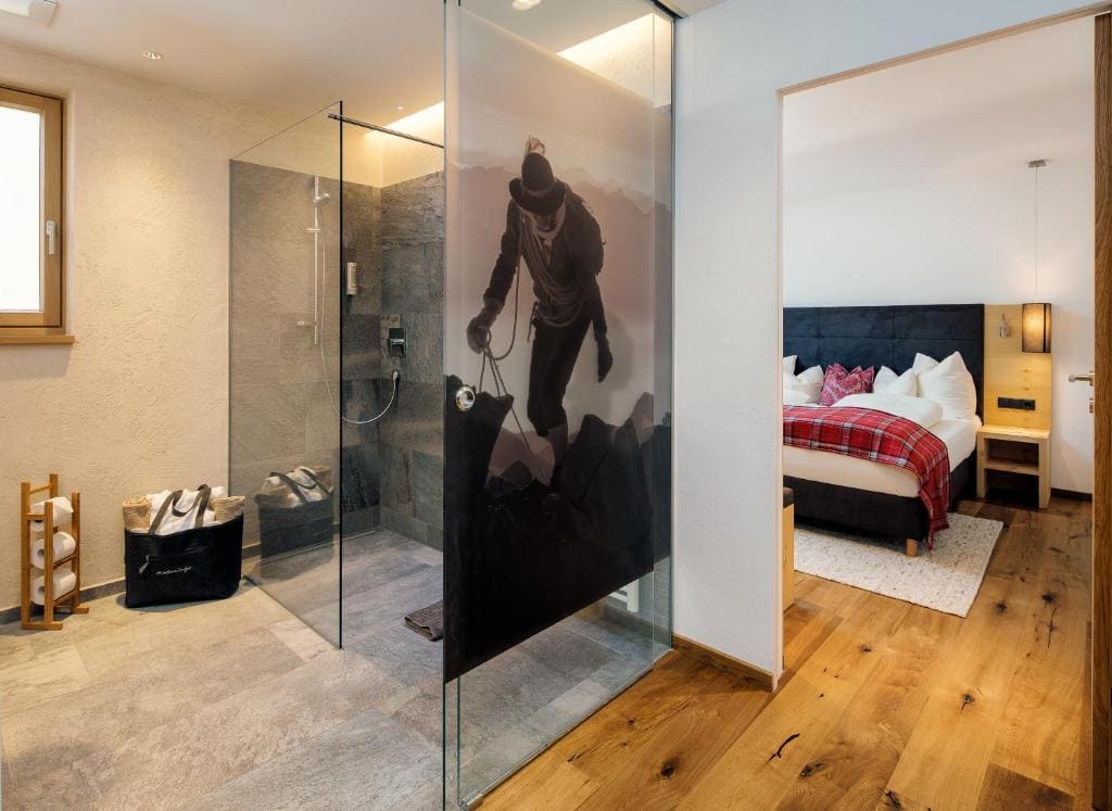 Two-Bedroom Apartment room - Image 1