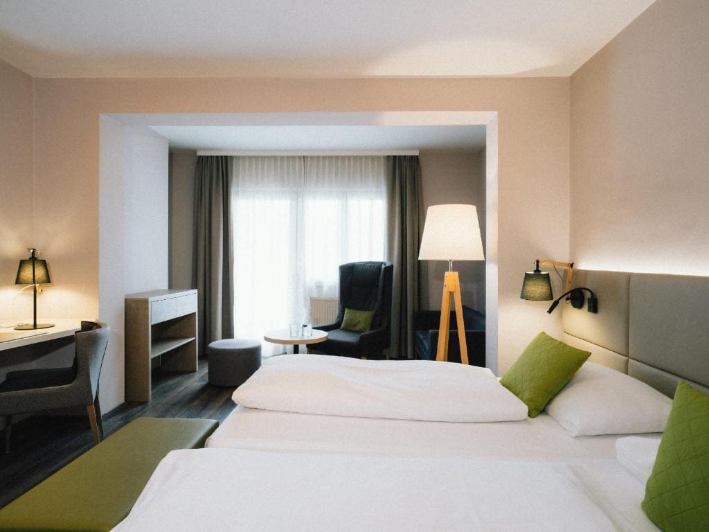 Double Room with Balcony room - Image 1