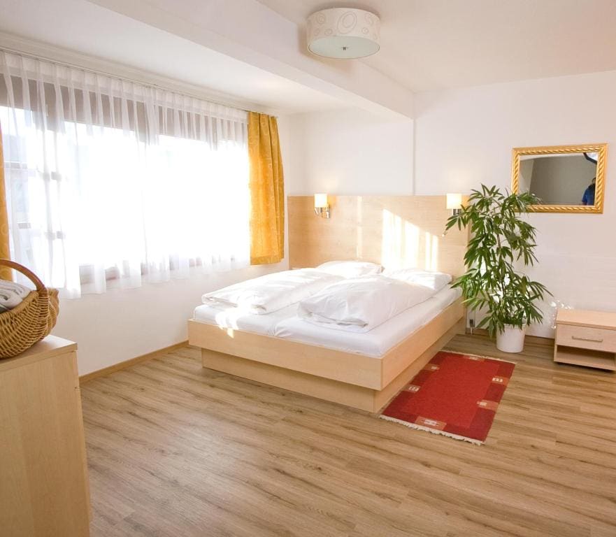 Suite with Balcony room - Image 3
