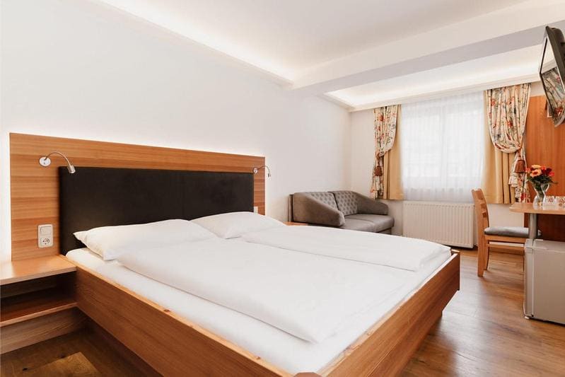 Double Room with Balcony (2 Adults + 1 Child) room - Image 1