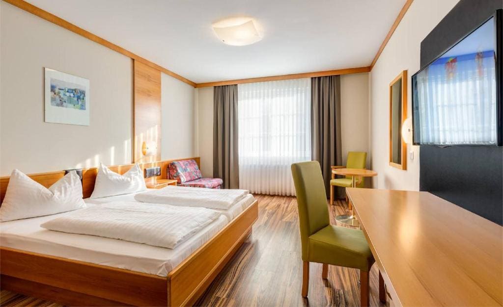 Double Room room - Image 3