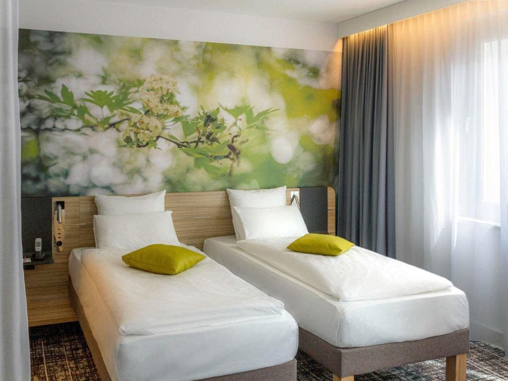 Junior Twin Suite room - Image 3
