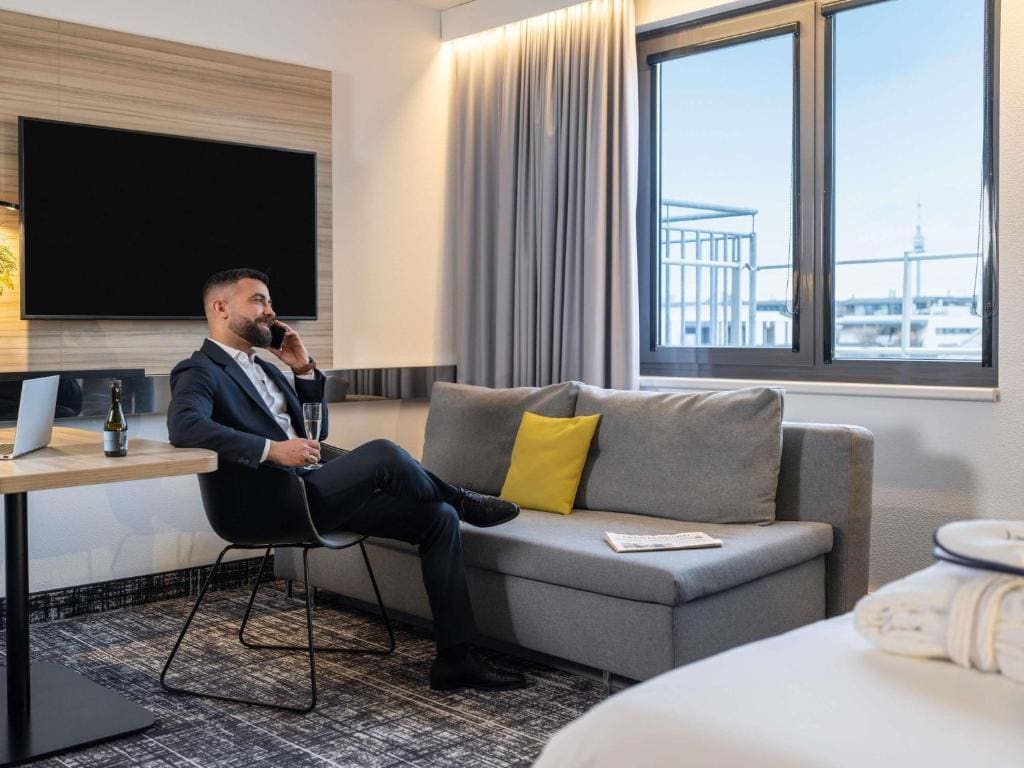 Junior Twin Suite room - Image 2