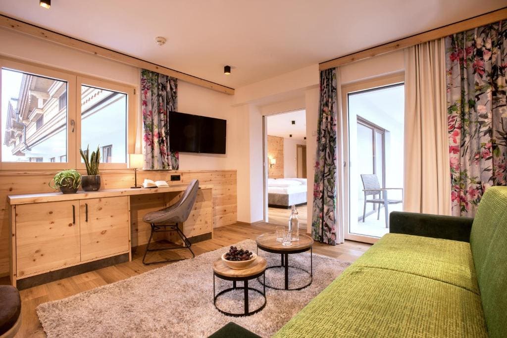 Standard Suite room - Image 2