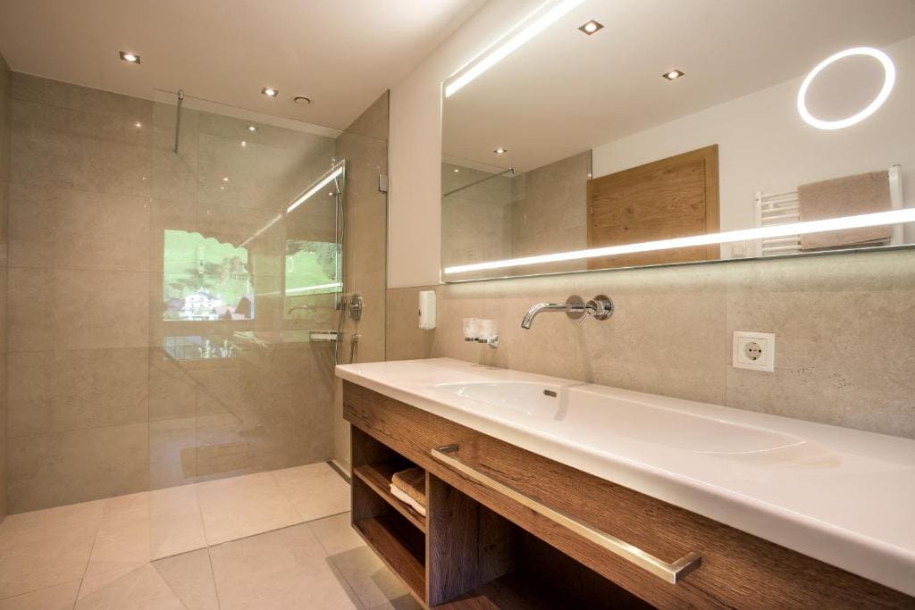 Superior Double Room room - Image 1