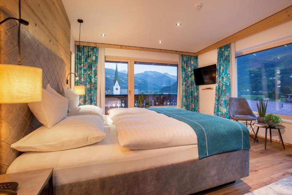 Superior Double Room room - Image 2
