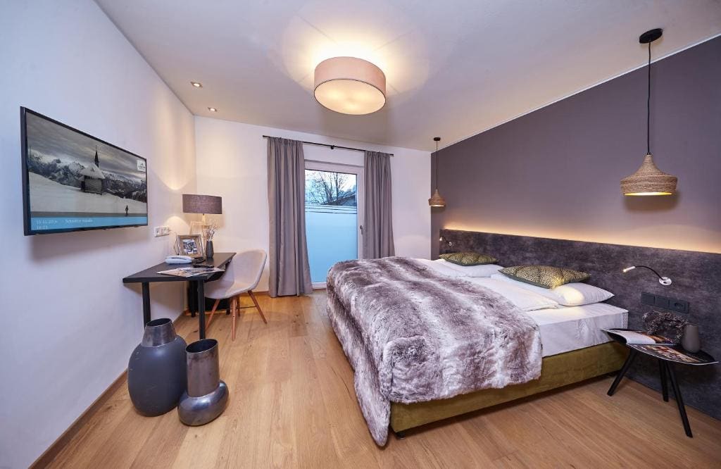 Design Double Room room - Image 1