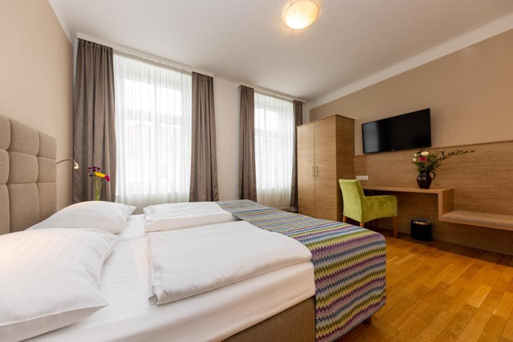 Comfort Double Room room - Image 2