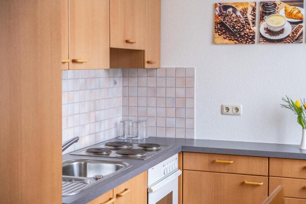 One-Bedroom Apartment room - Image 1