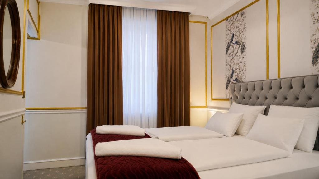 Suite room - Image 1