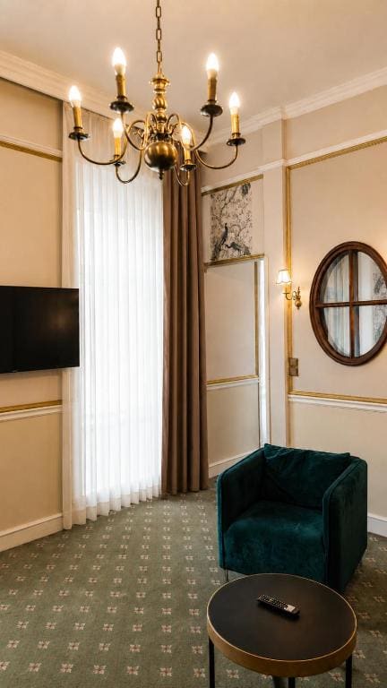 Suite room - Image 3