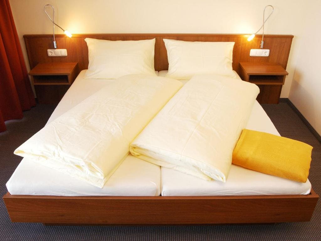 Double Room with Balcony or Terrace room - Image 2