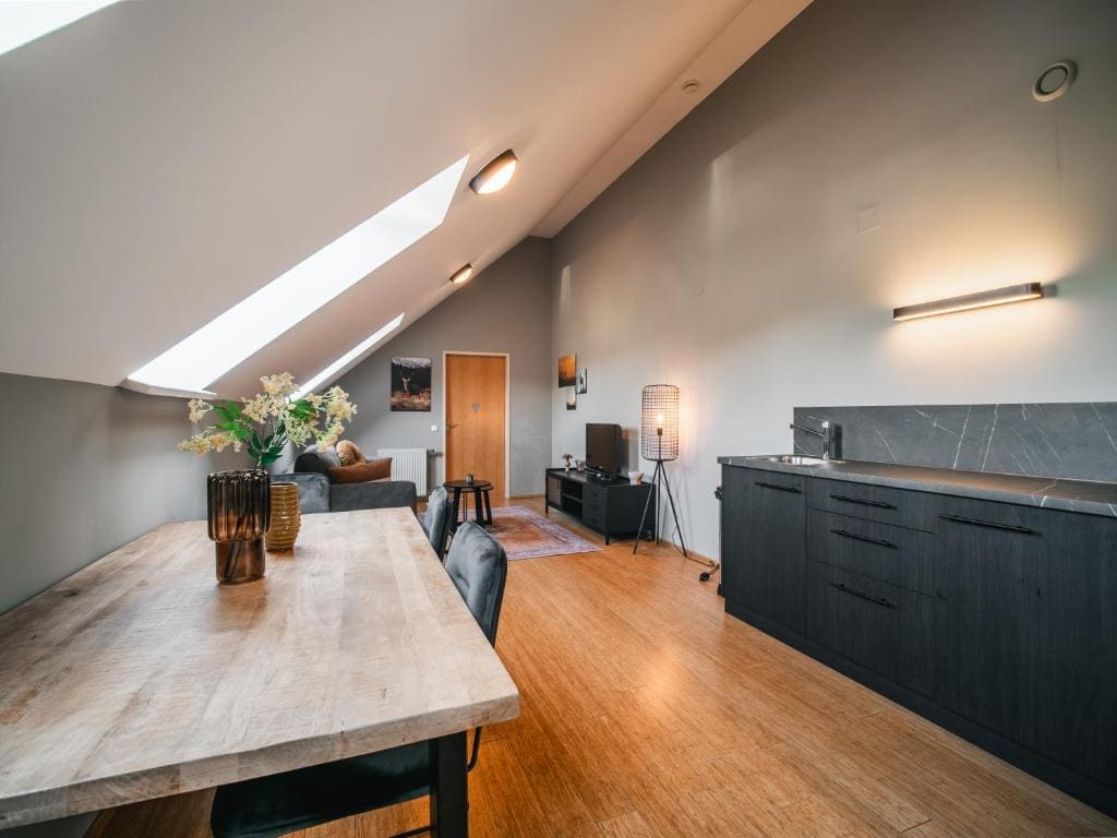One-Bedroom Apartment room - Image 3