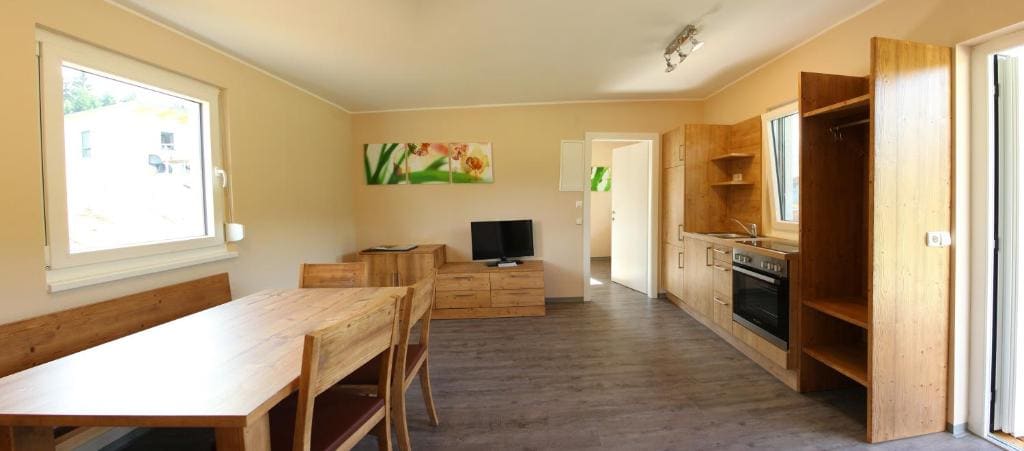Holiday Home room - Image 1