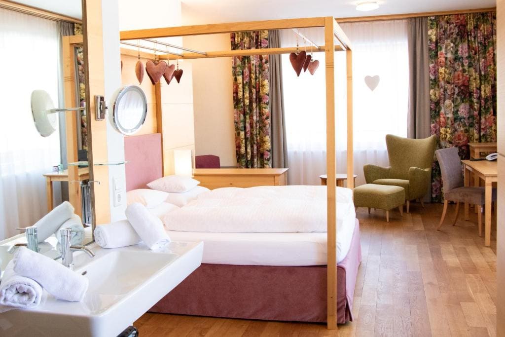 Suite room - Image 1