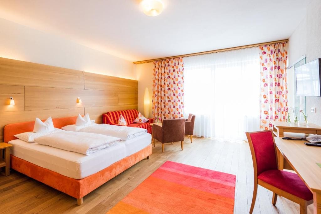 Suite with Balcony room - Image 1