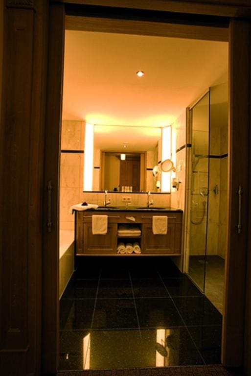 Royal Double Room room - Image 3