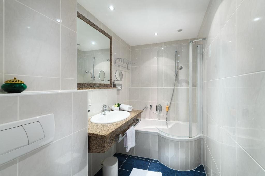 Superior Double Room room - Image 2