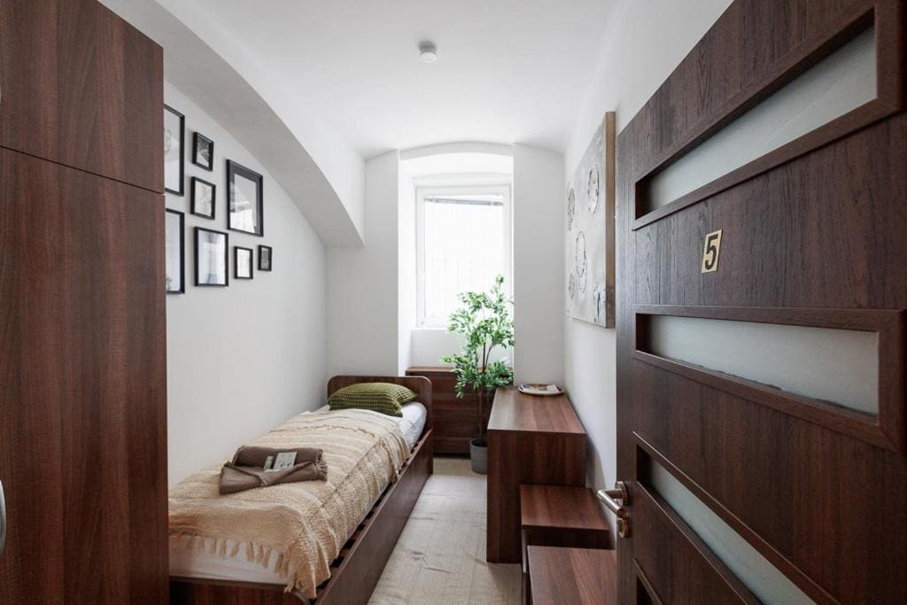 Budget Twin Room room - Image 1