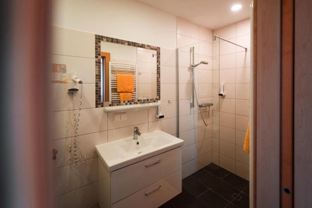 Apartment with Terrace room - Image 3