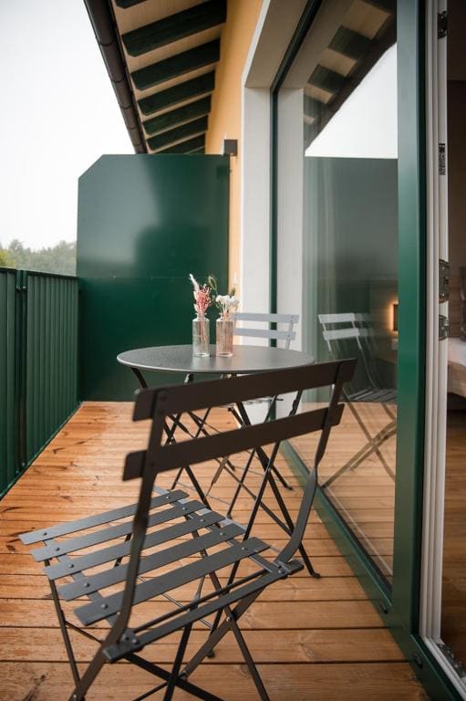Studio with Balcony room - Image 3