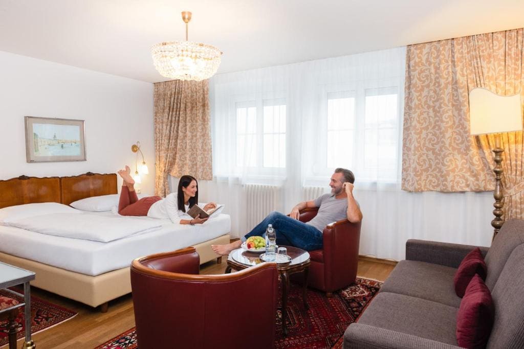 Superior Quadruple Room room - Image 3