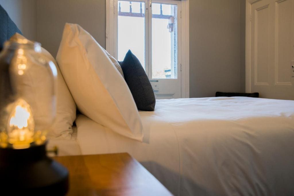 Standard Double Room with Shared Bathroom room - Image 2