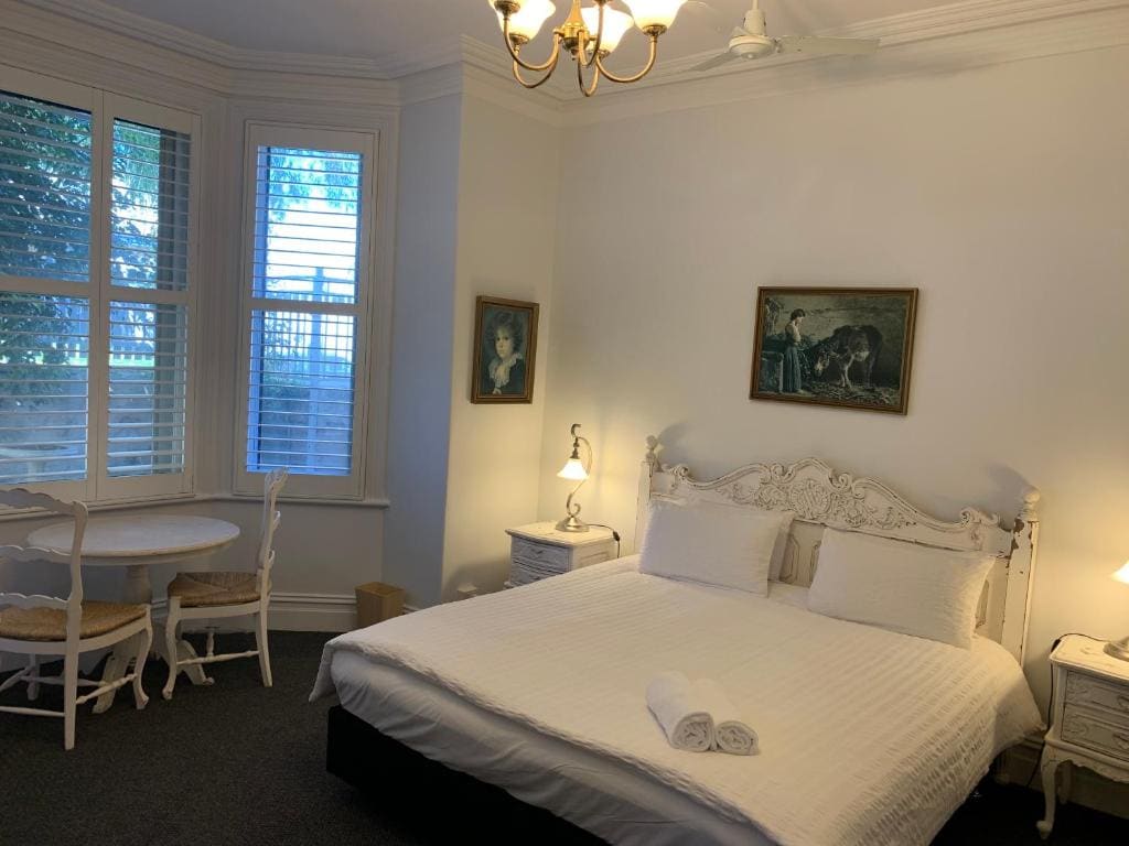 King Room with Garden View room - Image 1
