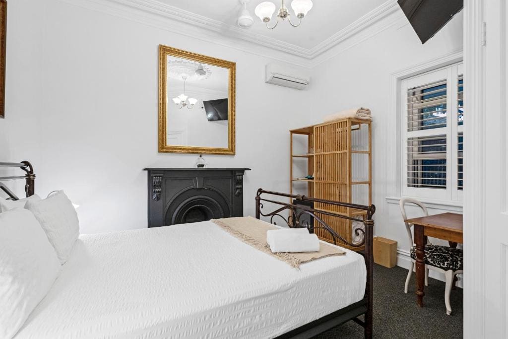 Queen Room room - Image 3