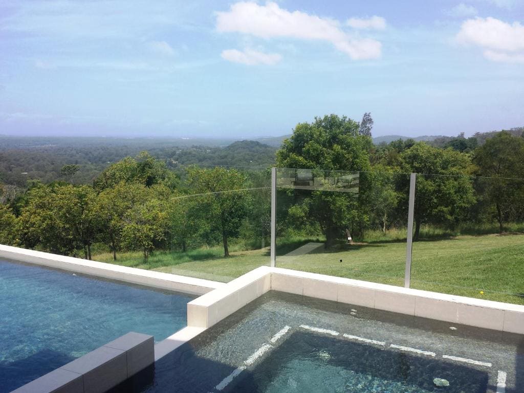 Queen Room with Pool View room - Image 2