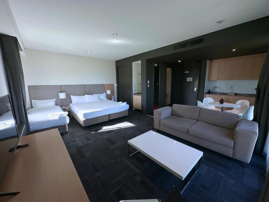Alpha Family Suite room - Image 1