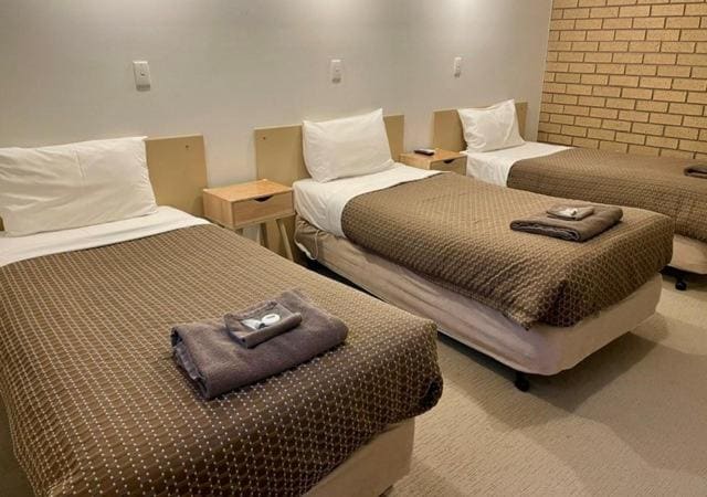 Deluxe Family Suite room - Image 2
