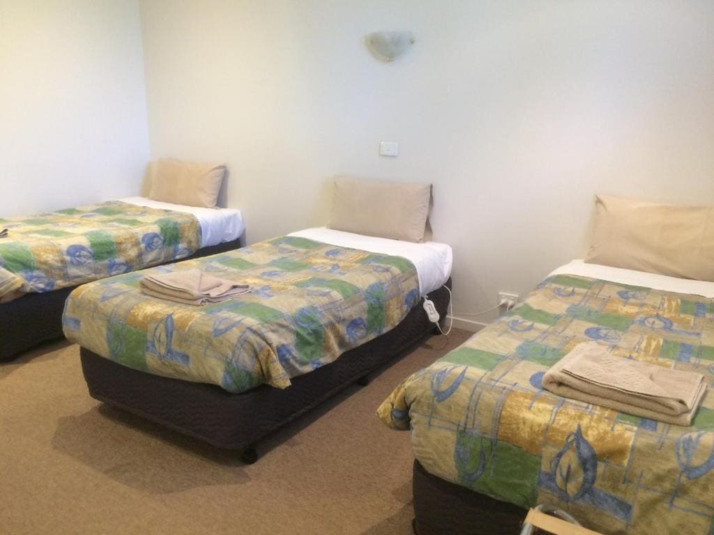 Standard Family Room room - Image 3