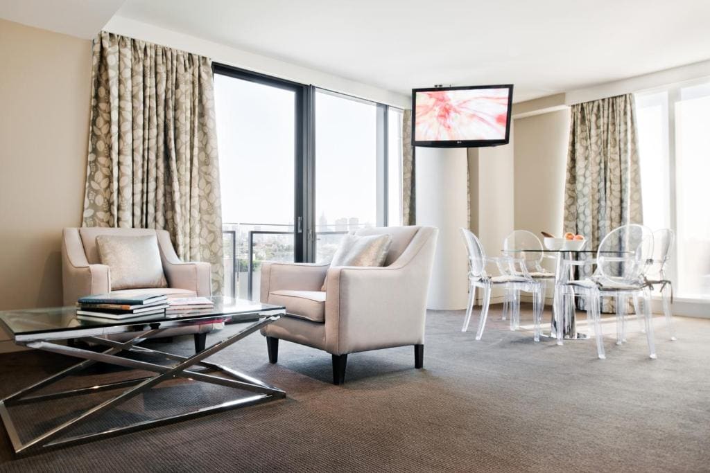 One-Bedroom Deluxe Apartment with Balcony room - Image 2