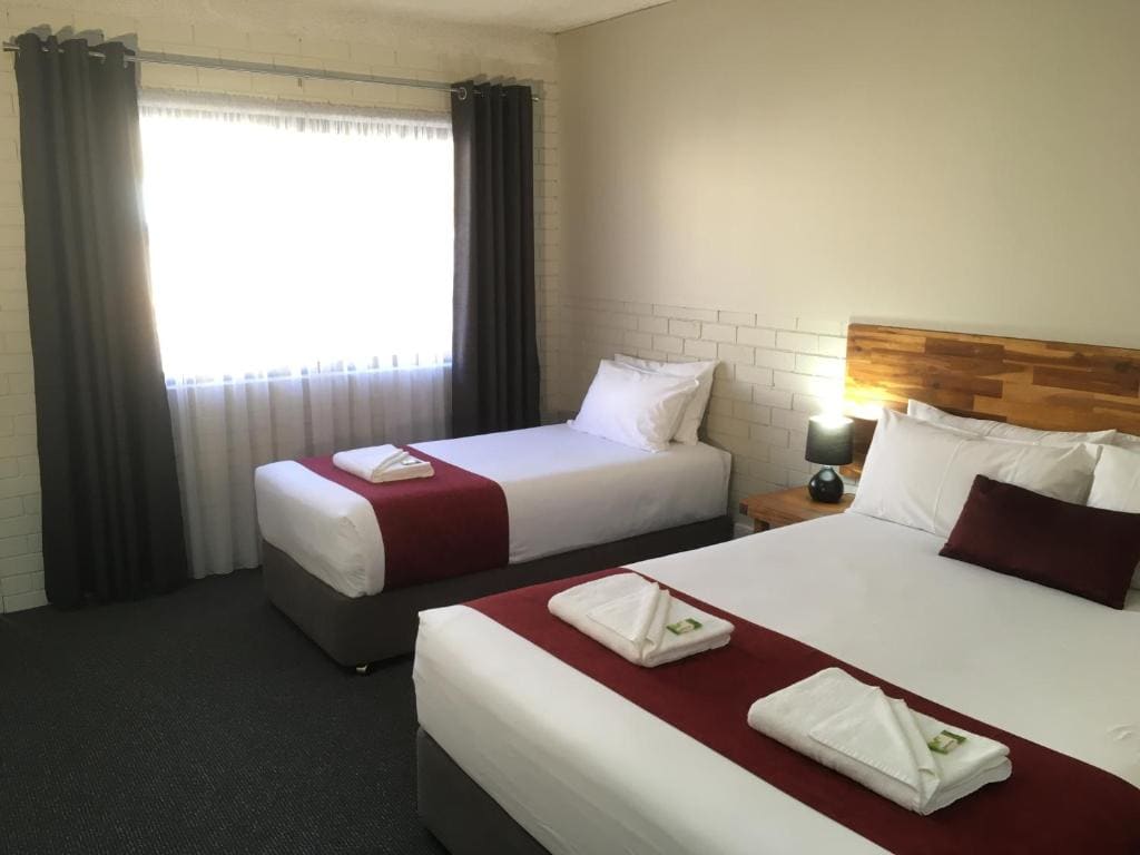 Twin Room room - Image 3