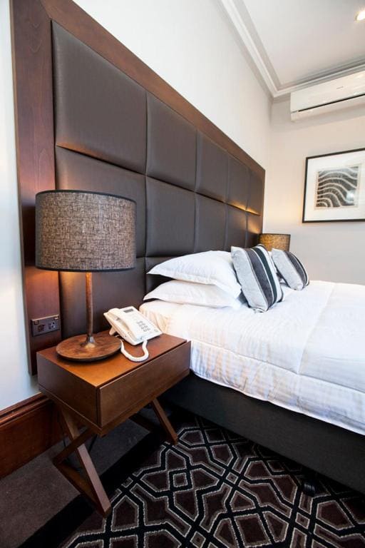 Heritage Queen Suite with Balcony room - Image 2