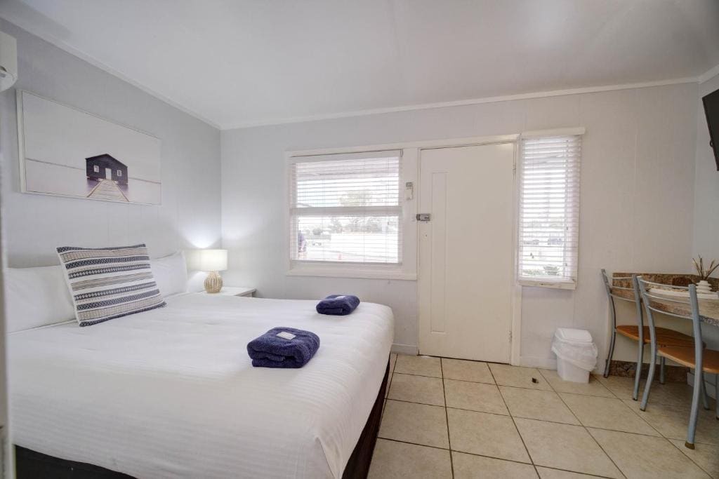 Twin Room room - Image 3
