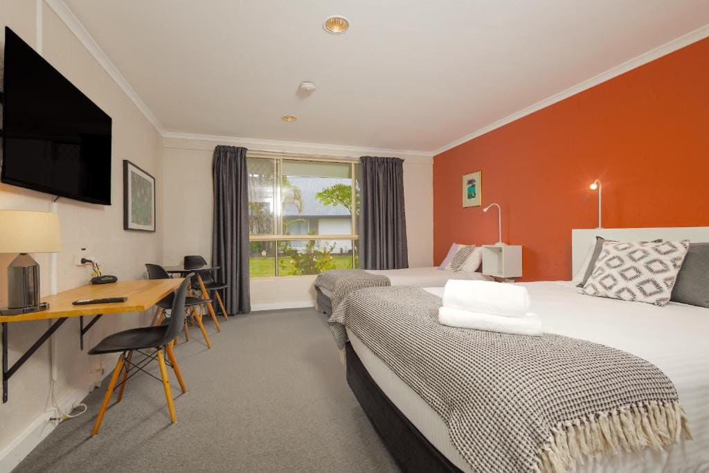 Executive Twin Room room - Image 2