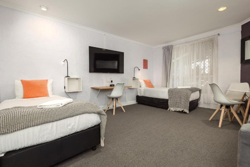 Premium Family Room with Spa Bath room - Image 3