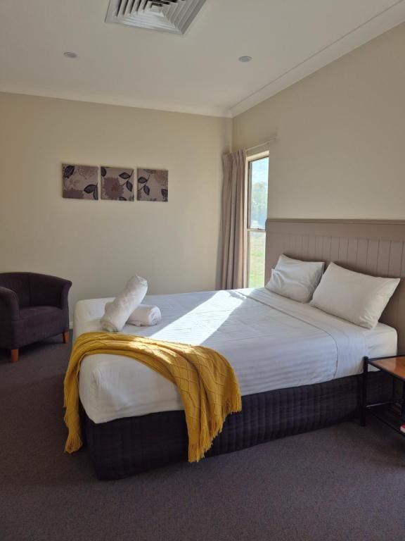 Executive Suite room - Image 2