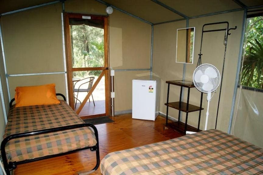 Tent room - Image 1
